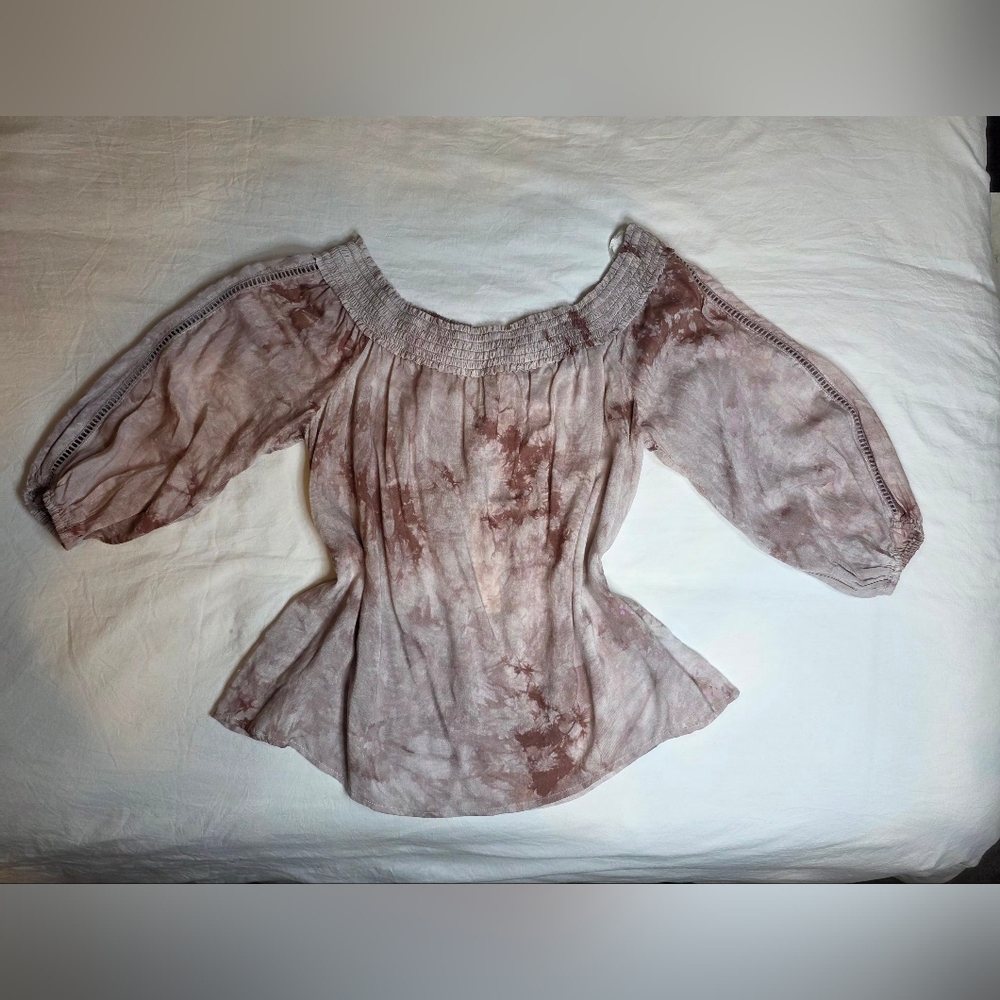Love Stitch Mauve Off-Shoulder Blouse